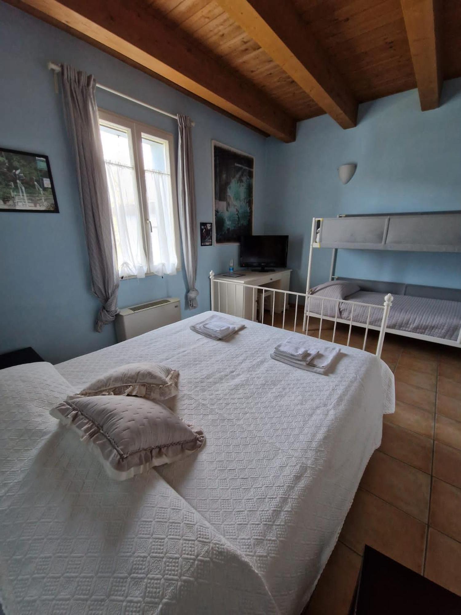 Insolent Inn Gatteo a Mare Room photo